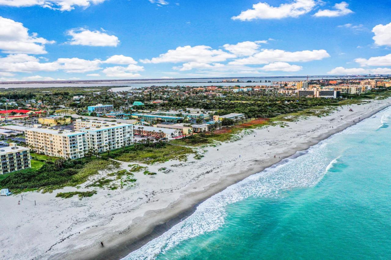 Atlantic Sands Condos Коко Бийч Екстериор снимка