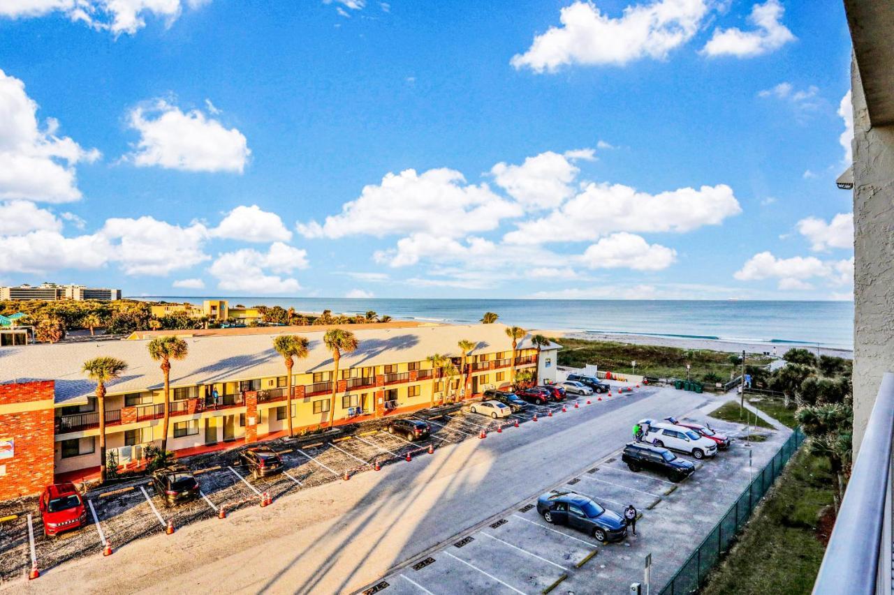 Atlantic Sands Condos Коко Бийч Екстериор снимка