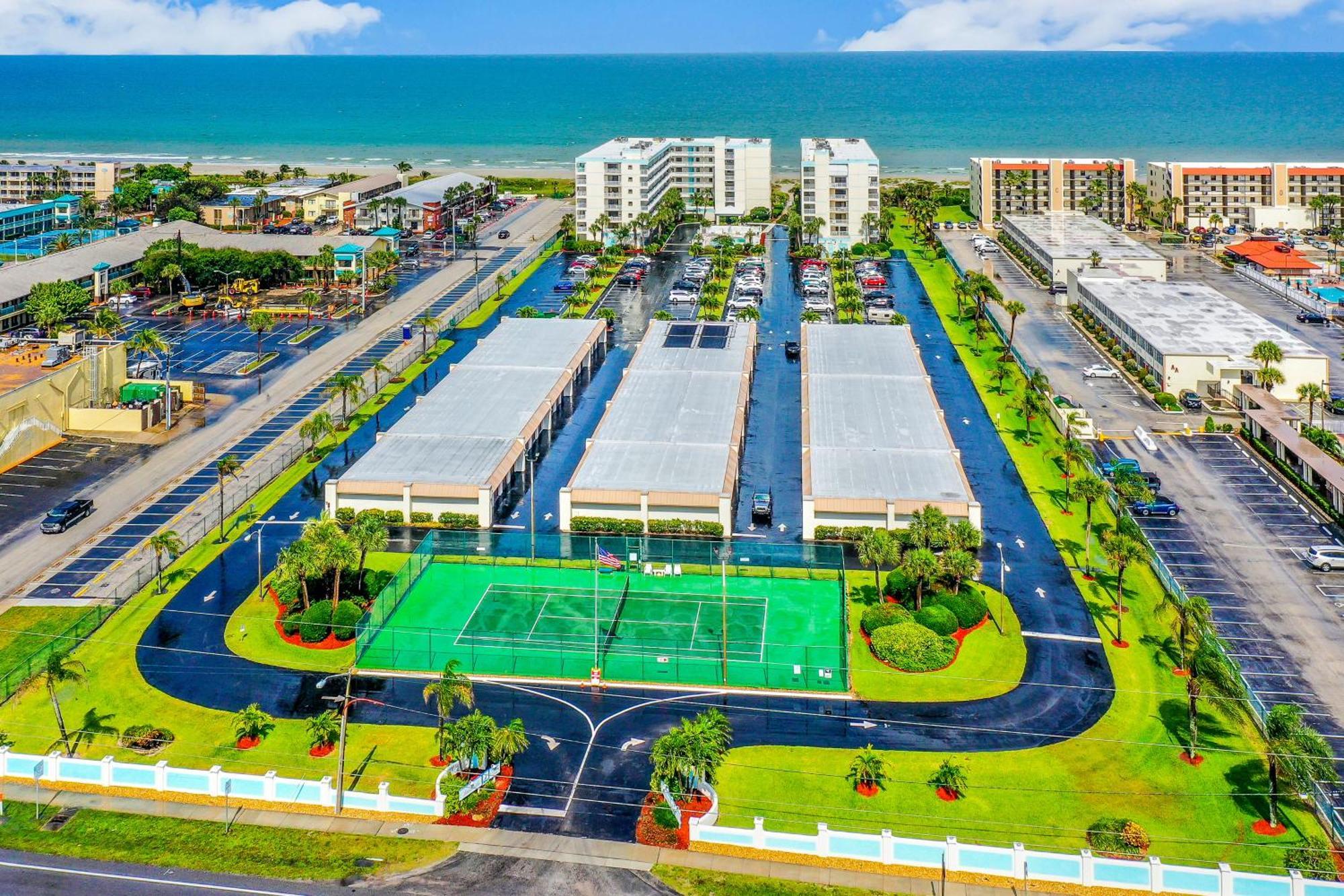 Atlantic Sands Condos Коко Бийч Стая снимка